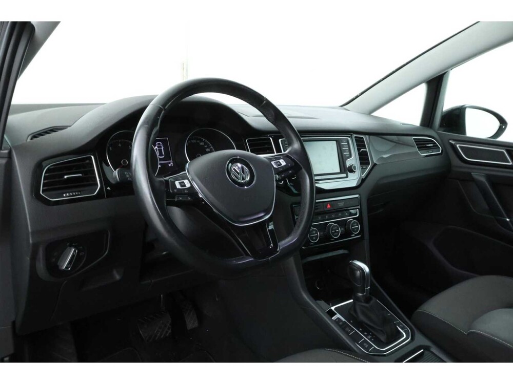 Volkswagen Golf Sportsvan Highline 1.4 TSI 126pk 2017, J-499-GP