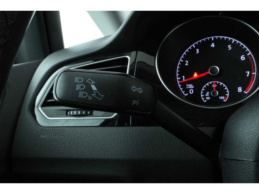 Volkswagen Golf Sportsvan Highline 1.4 TSI 126pk 2017, J-499-GP