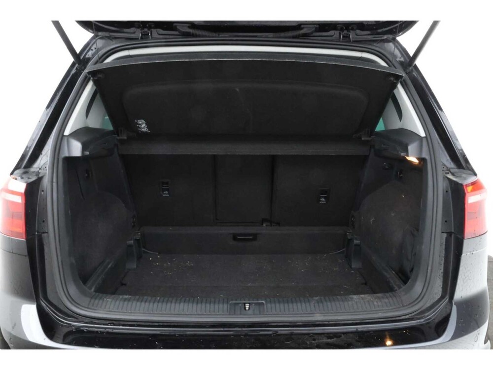 Volkswagen Golf Sportsvan Highline 1.4 TSI 126pk 2017, J-499-GP