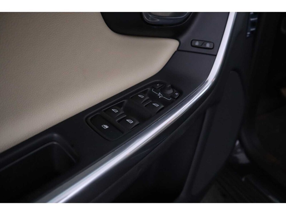 Volvo V60 D6 Twin Engine Summum 2.4 220pk 2016, PJ-943-V