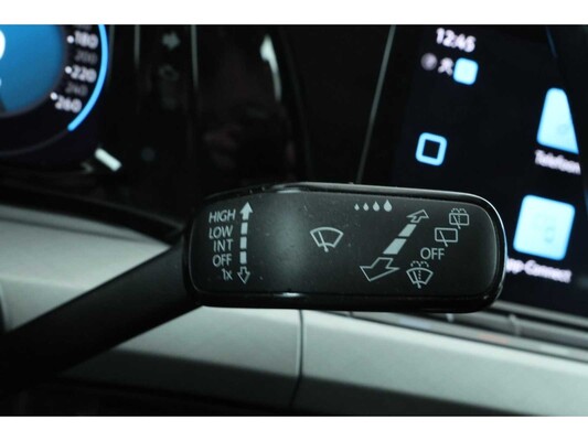 Volkswagen Golf Life Business 1.0 TSI 111pk 2021, KDR-05-V