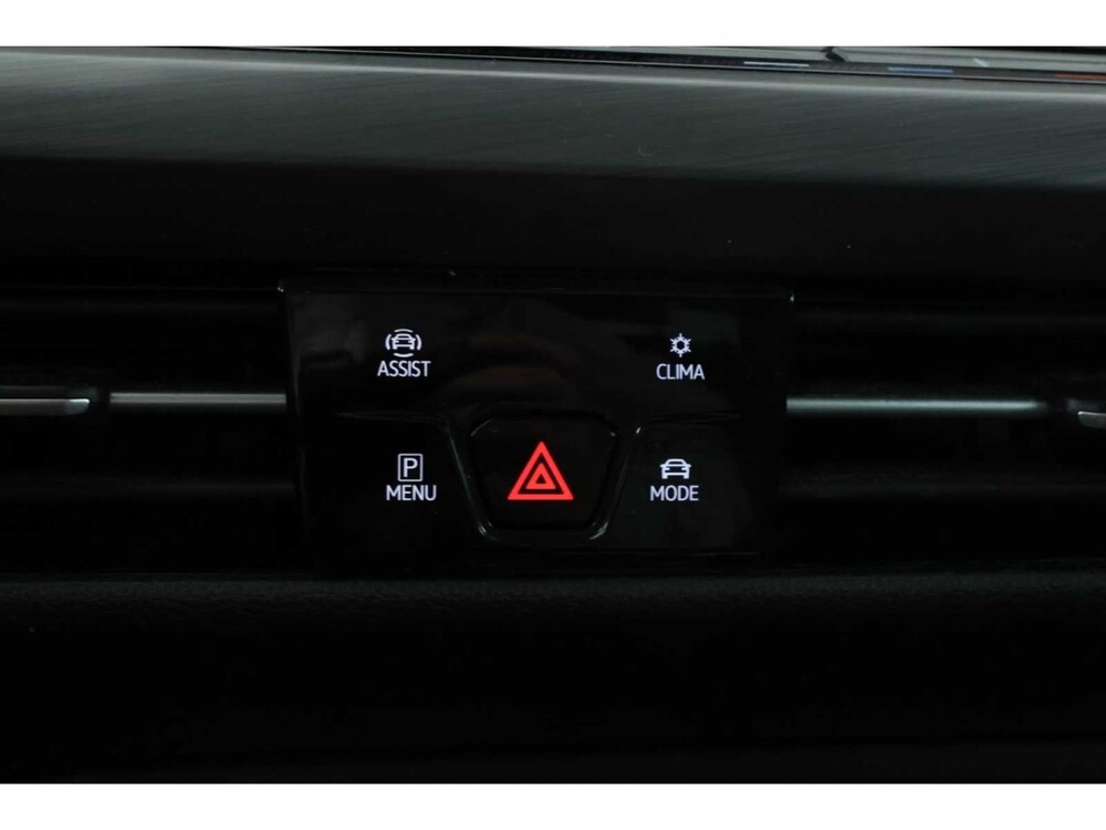 Volkswagen Golf eTSI R-Line 1.5 162pk 2020, P-810-JN