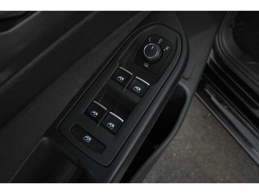 Volkswagen Golf eTSI R-Line 1.5 162pk 2020, P-810-JN