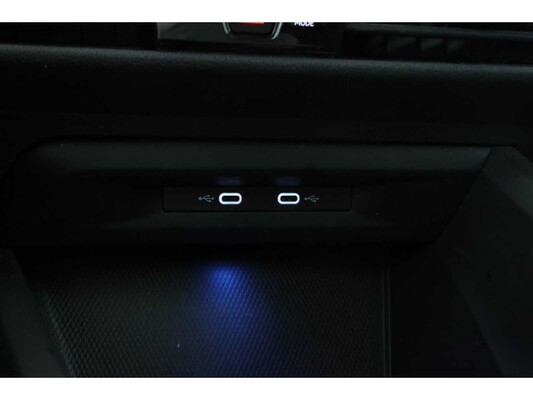 Volkswagen Golf eTSI R-Line 1.5 162pk 2020, P-810-JN