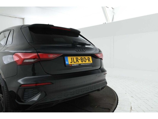 Audi A3 Sportback 30 S edition TFSI 122pk 2022, JLR-80-R