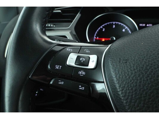 Volkswagen Touran Comfortline 2.0 TDI 150pk 2021, KFV-52-V