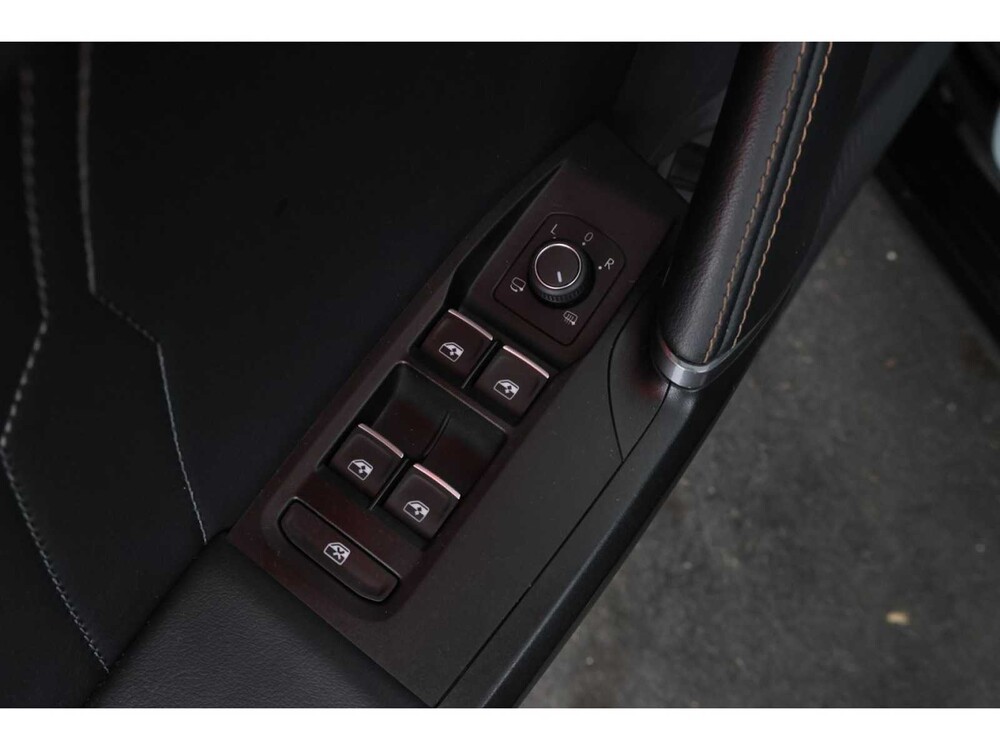 CUPRA Formentor E-Hybrid VZ Copper Edition 1.4 258pk 2021, HSX-09-D