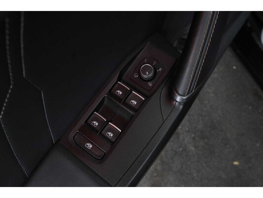 CUPRA Formentor E-Hybrid VZ Copper Edition 1.4 258pk 2021, HSX-09-D