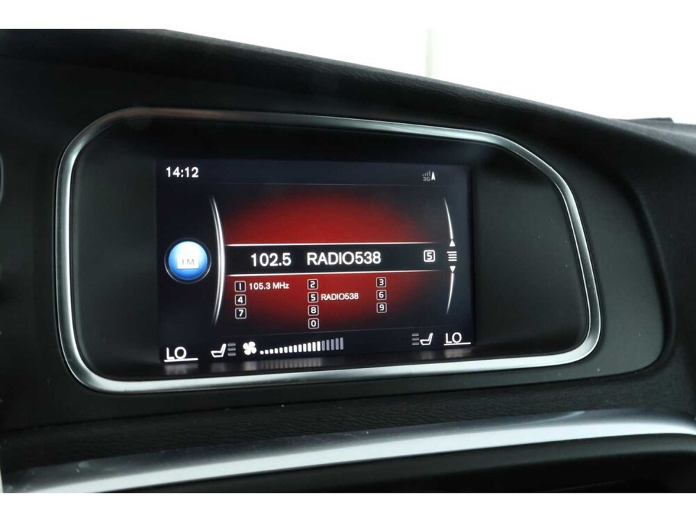 Volvo V40 T3 Nordic 2.0 154pk 2017 (Origineel-NL), NN-269-X