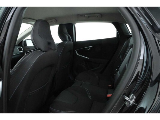 Volvo V40 T3 Nordic 2.0 154pk 2017 (Origineel-NL), NN-269-X