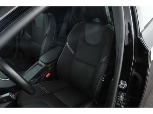 Volvo V40 T3 Nordic 2.0 154pk 2017 (Origineel-NL), NN-269-X