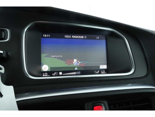 Volvo V40 T3 Nordic 2.0 154pk 2017 (Origineel-NL), NN-269-X