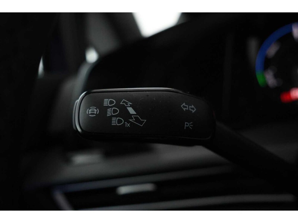 Volkswagen Golf eHybrid GTE 1.4 258pk 2023, GSG-77-J