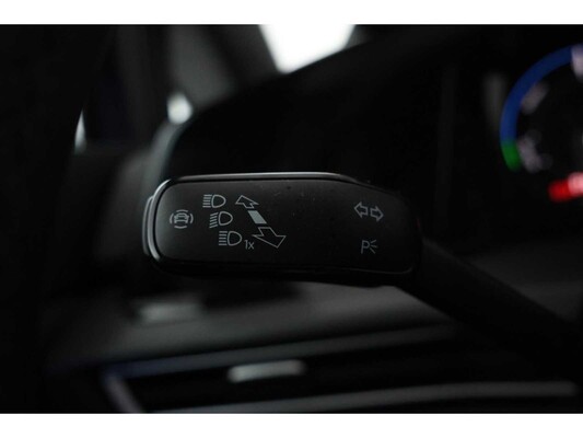 Volkswagen Golf eHybrid GTE 1.4 258pk 2023, GSG-77-J