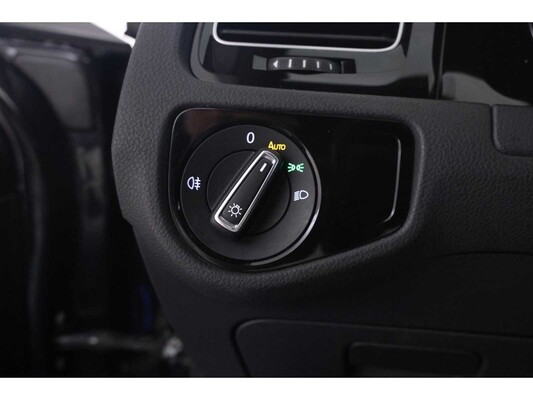 Volkswagen Golf R 4Motion 2.0 TSI 300pk 2014, S-411-FZ