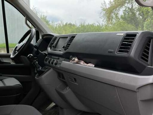 Volkswagen Crafter 35 2.0 TDI L4 EL Highline 177pk 2018, V-106-NZ Bedrijfswagen