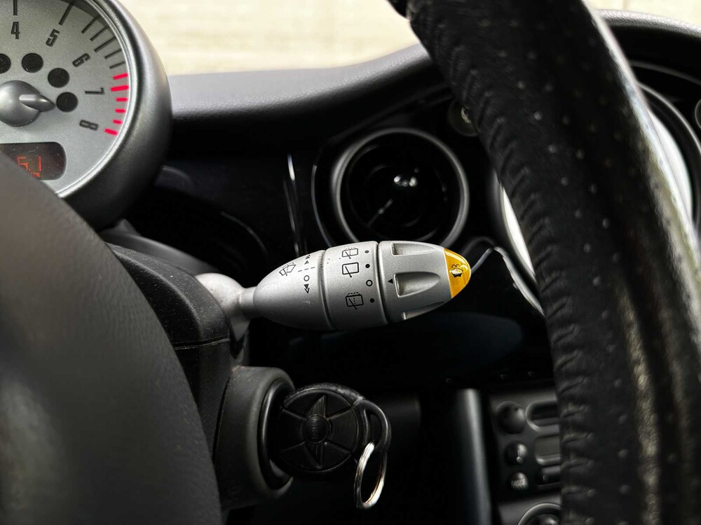 MINI 3-Deurs 1.6 One Pepper 90pk 2006, 43-ZRT-1